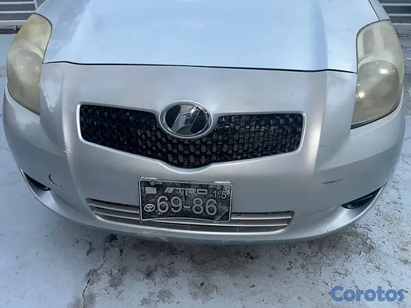 carros - Toyota Vitz 2007 4 Cilindros 4