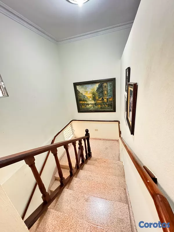 casas - venta de casa con 5 habitaciones en la autopista de san isidro Santo Domingo 12