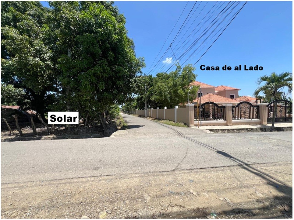 solares y terrenos - Solar en Guayabal, SANTIAGO, 1,239 Mts.2 en La AV. RAMON MARIANO GRULLON 1