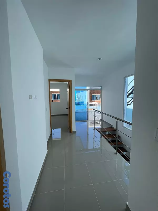 casas - Venta de casa en proyecto cerrado con piscina en la autopista de san Isidro 7