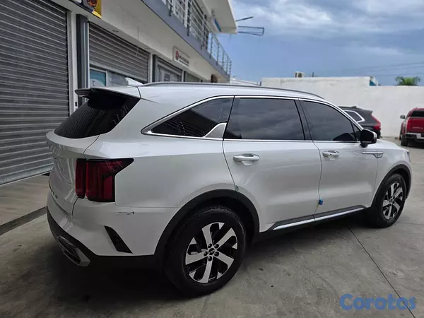 jeepetas y camionetas - KIA SORENTO SX 2022 BLANCO GASOLINA 3