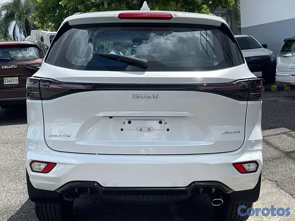 jeepetas y camionetas - Isuzu Mux 2027 2