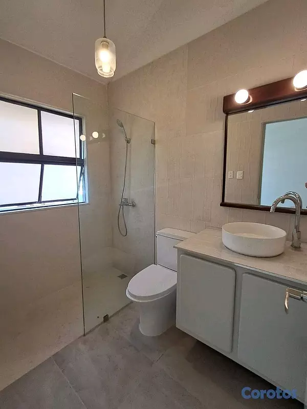 casas - Alquiler de Casa en Naco 5