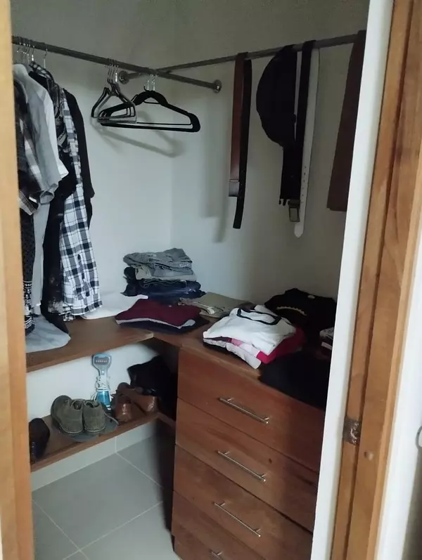apartamentos - Apartamento en segundo nivel, Amueblado, cerca de Charles con San Isidro/Edwin 8