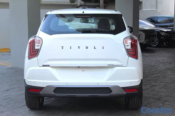 jeepetas y camionetas - KGM Tivoli URBAN PLUS 3
