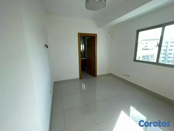 apartamentos -  Renacimiento Alquilo Apartamento en  Torre Moderna 9