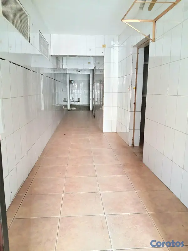 oficinas y locales comerciales - Alquilo local comercial La Fe 250 mt2 10