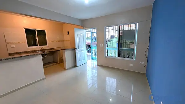 casas - De Oportunidad! Propiedad En Venta! 2 Casas, 1 Apa 7