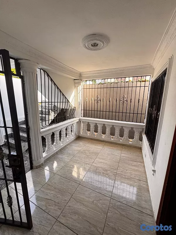casas - venta de casa en la autopista de san isidro brisa oriental Santo Domingo  3