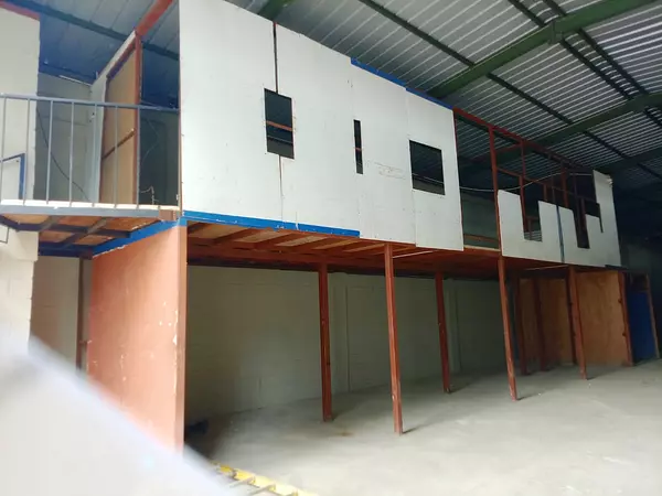 oficinas y locales comerciales - Alquiler nave comercial  4