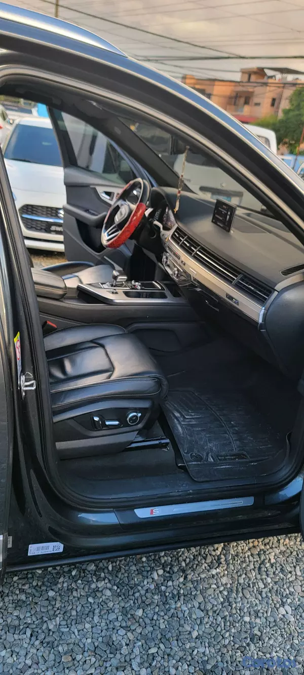jeepetas y camionetas - AUDI  Q7 2017 4