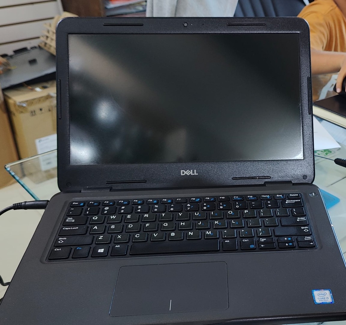 computadoras y laptops - LAPTOP DELL 5480 CORE i5 DE 7MA GENERACION SSD 256GB MEMORIA 16GB DDR4 