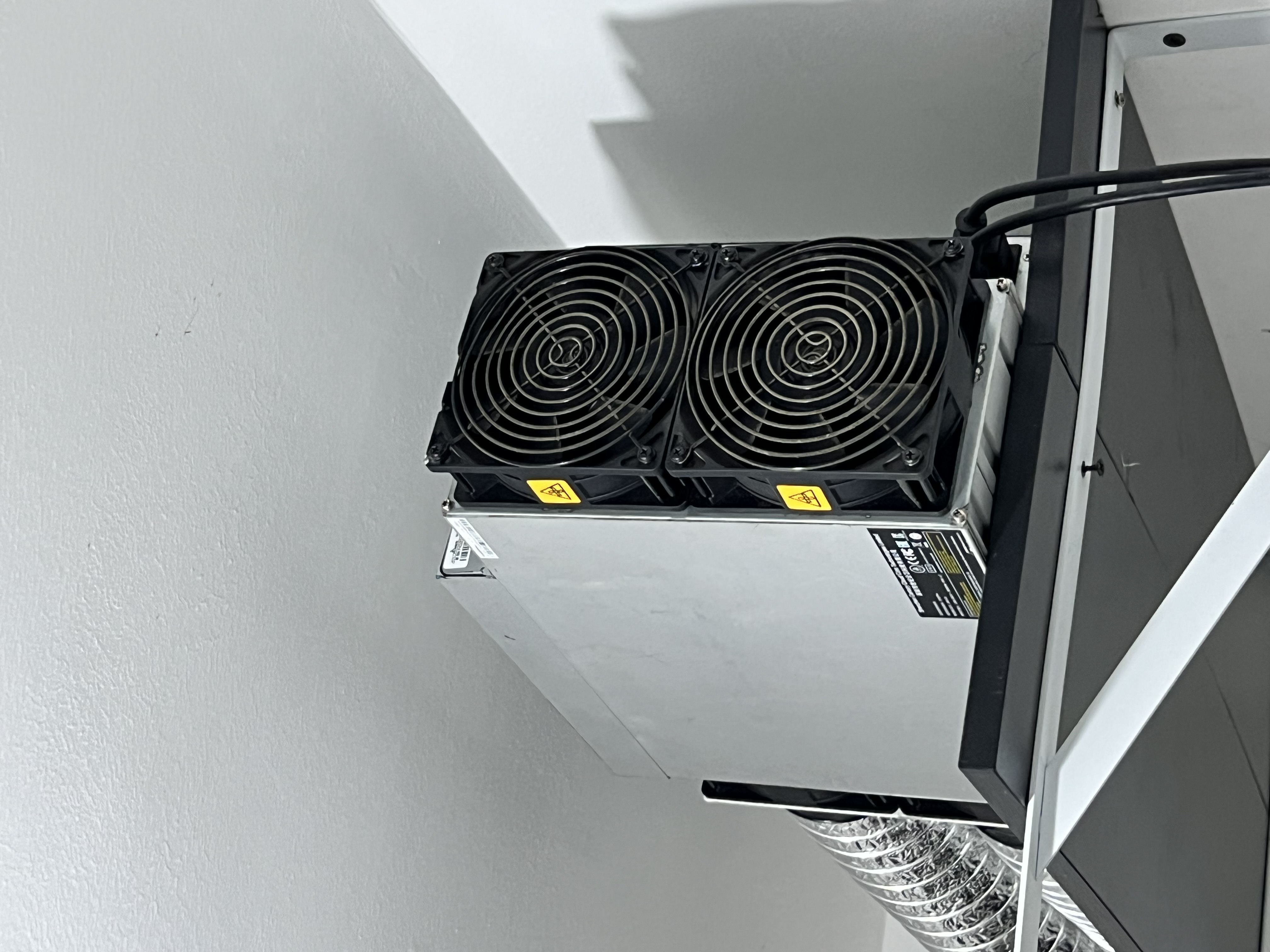 otros electronicos - Antminer S19j PRO 100Th/s 1