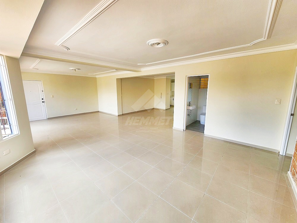 apartamentos - APARTAMENTO REMODELADO LOS CERROS DE GURABO STGO. 4
