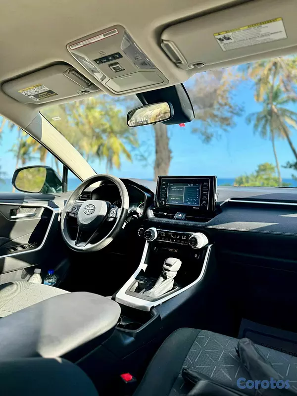 jeepetas y camionetas - Toyota rav4 2021 xle  12