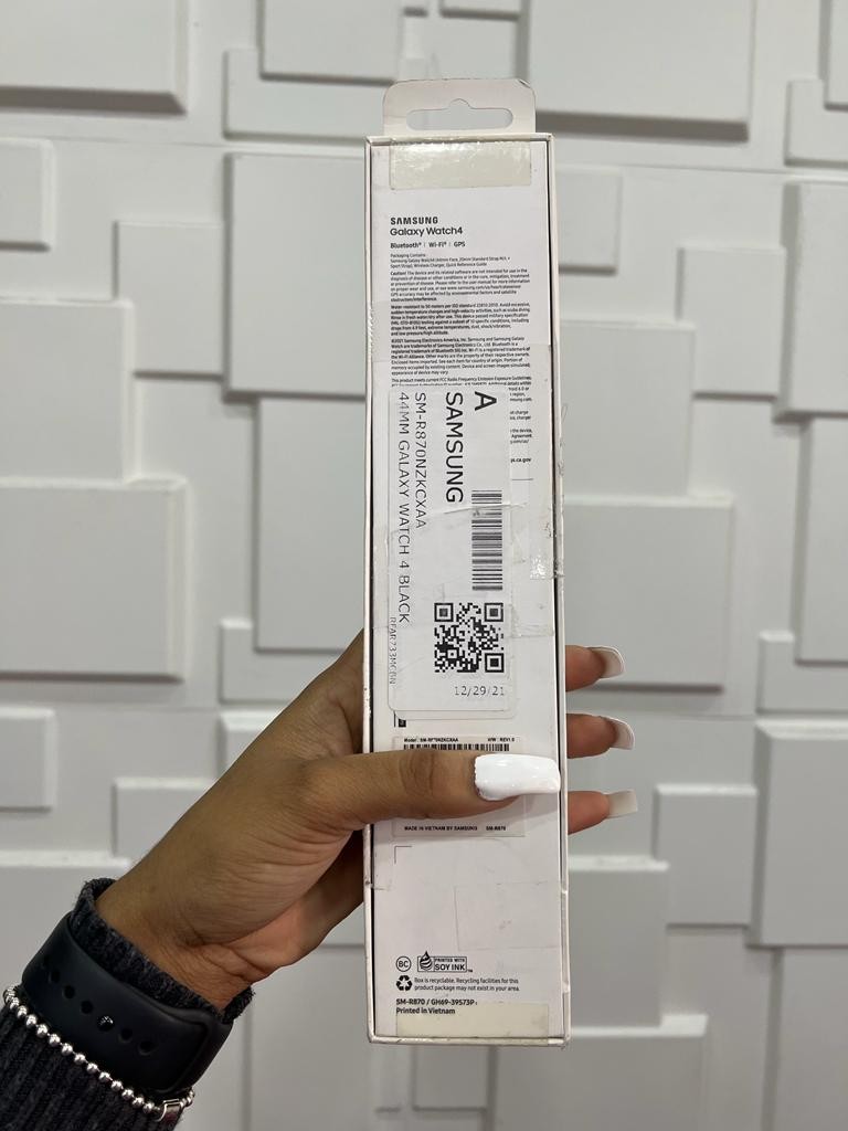 celulares y tabletas - Samsung Galaxy Watch 4 de 44mm 3