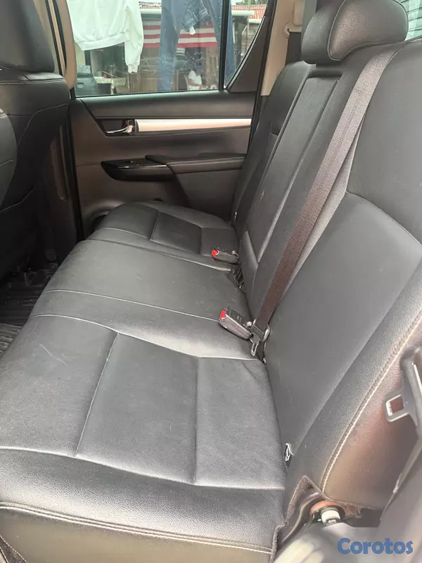jeepetas y camionetas - Toyota hilux 2020 2