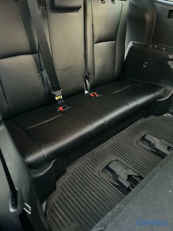 jeepetas y camionetas - Toyota único dueño excelentes condiciones  7