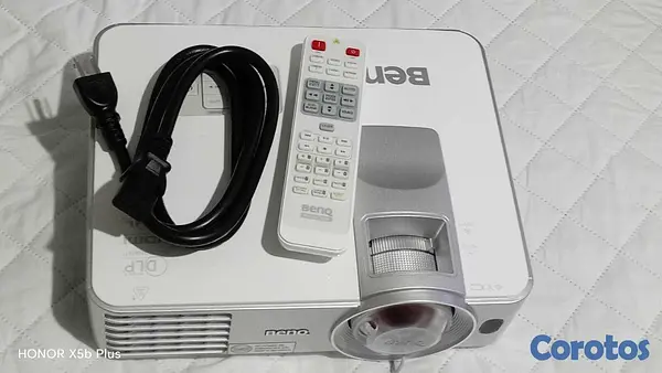 otros electronicos - vendo proyector Benq 3