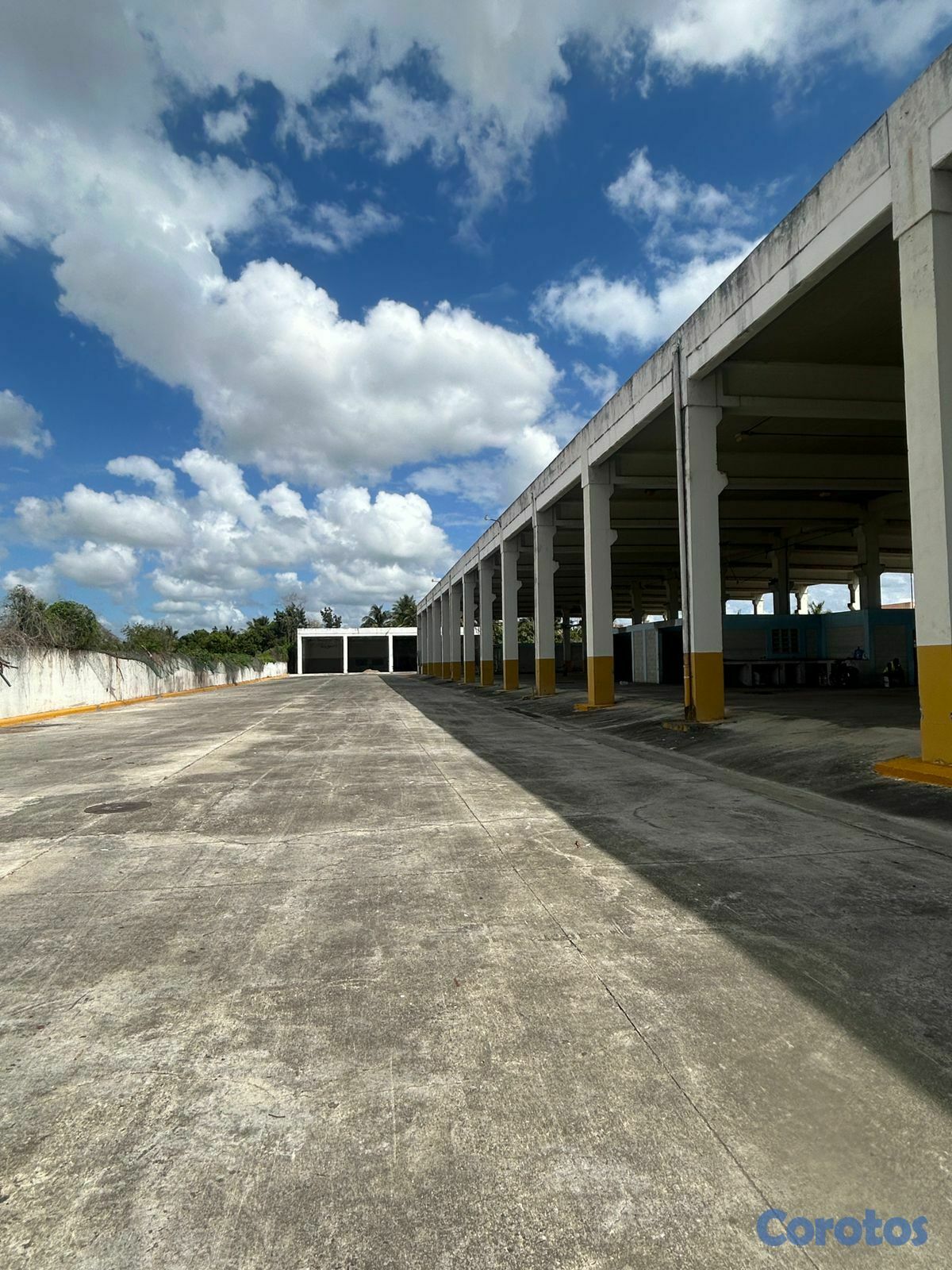 oficinas y locales comerciales - Nave Industrial en Alquiler en Las Americas SDE  9