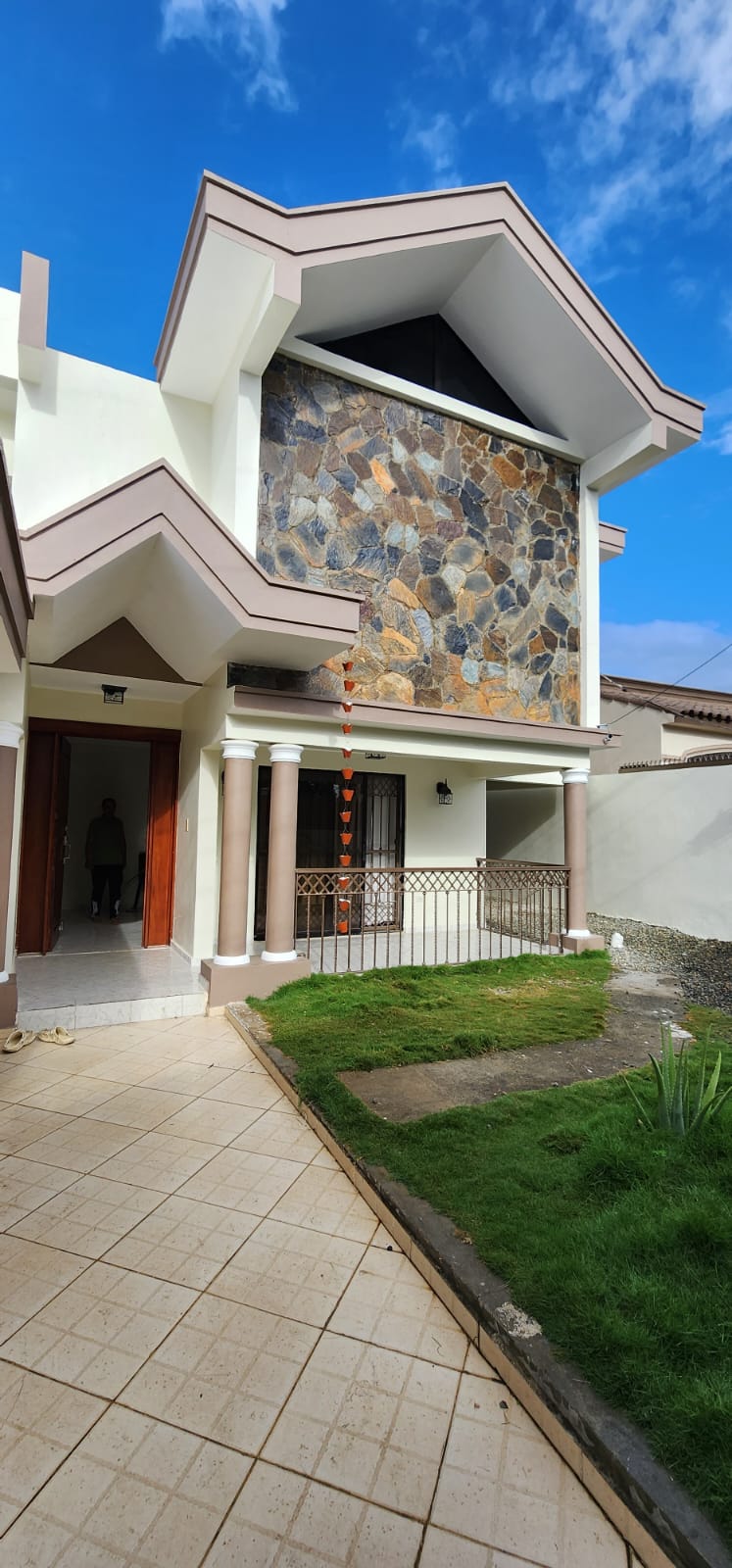 casas - Se Vende Casa En Urb. Lora, San Francisco De Macorís Macoris  6