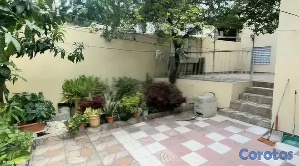 casas - Venta de Casa en Av Cayetano Germosén  2