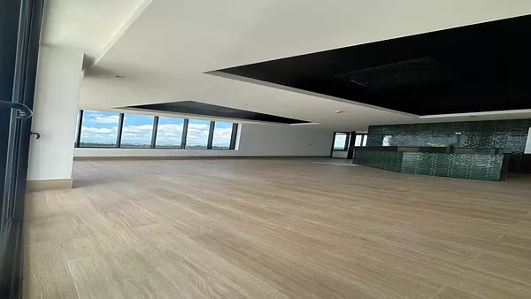 oficinas y locales comerciales - ALQUILER LOCAL COMERCIAL DE 102.5M2-ARROYO HONDO 9