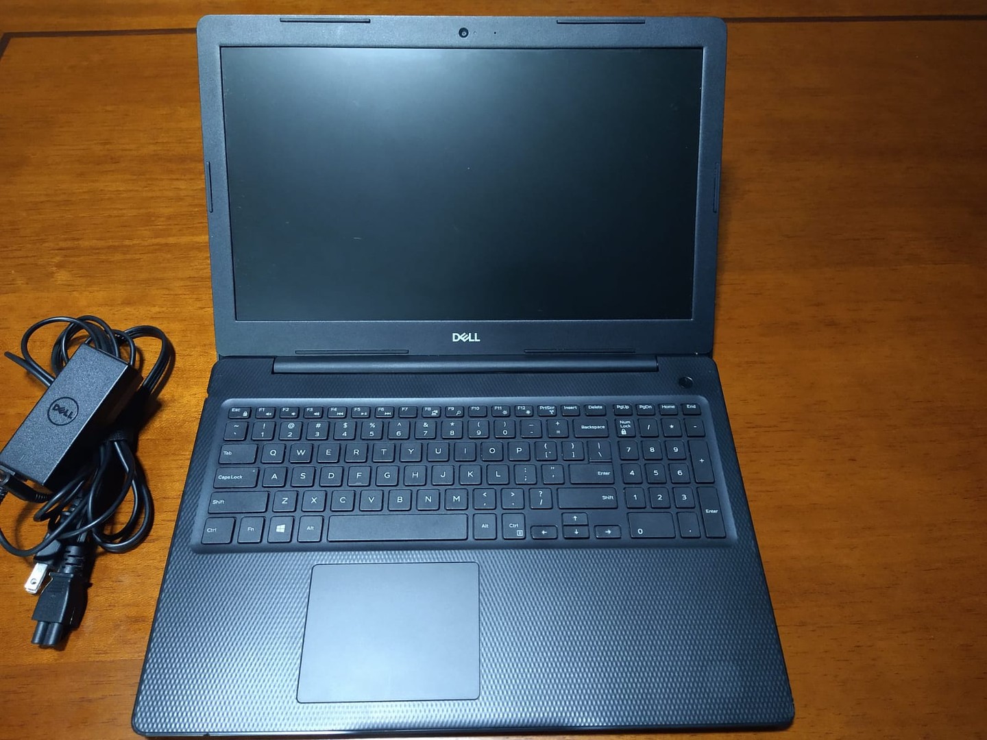 computadoras y laptops - Laptop Dell i5 10ma. gen. 8 RAM SSD 256gb 0