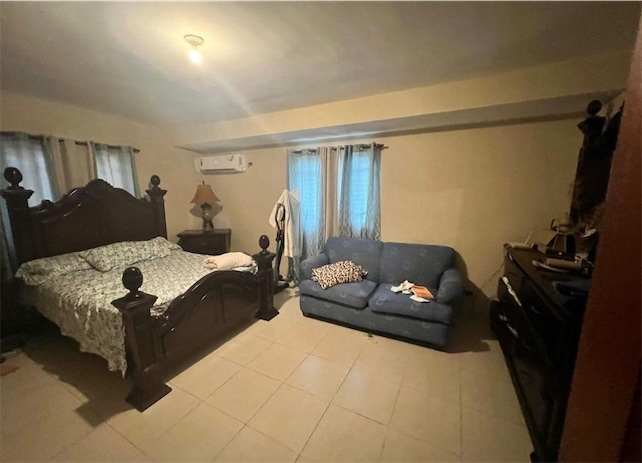 casas - Venta de casa en la autopista de san Isidro proyecto cerrado Santo Domingo este  4