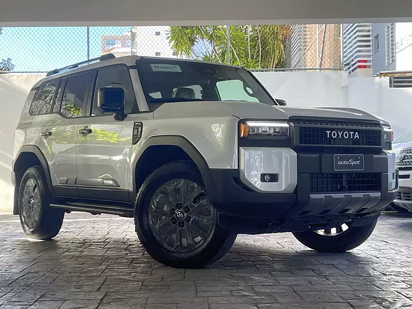 jeepetas y camionetas - Toyota Land Cruiser Prado Adventure 2026 7