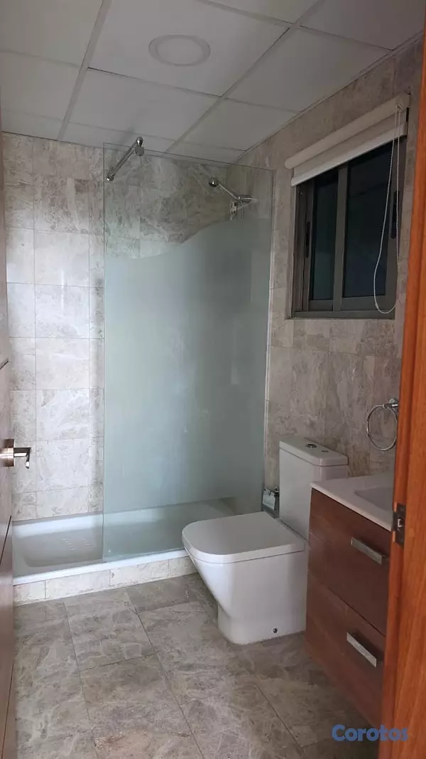 apartamentos - La Privada 270 Mts cerca  Mirador Sur, excelente Torre mucha seguridad vista mar 10