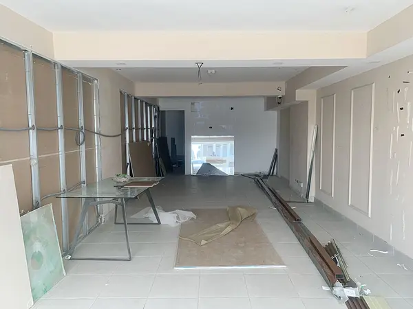 oficinas y locales comerciales - Local prados prienr nivel 2