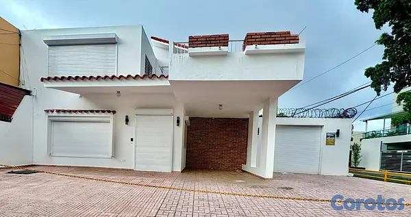 oficinas y locales comerciales - LOCAL COMERCIAL EN ALQUILER DETRAS DE LA NUNEZ DE  3