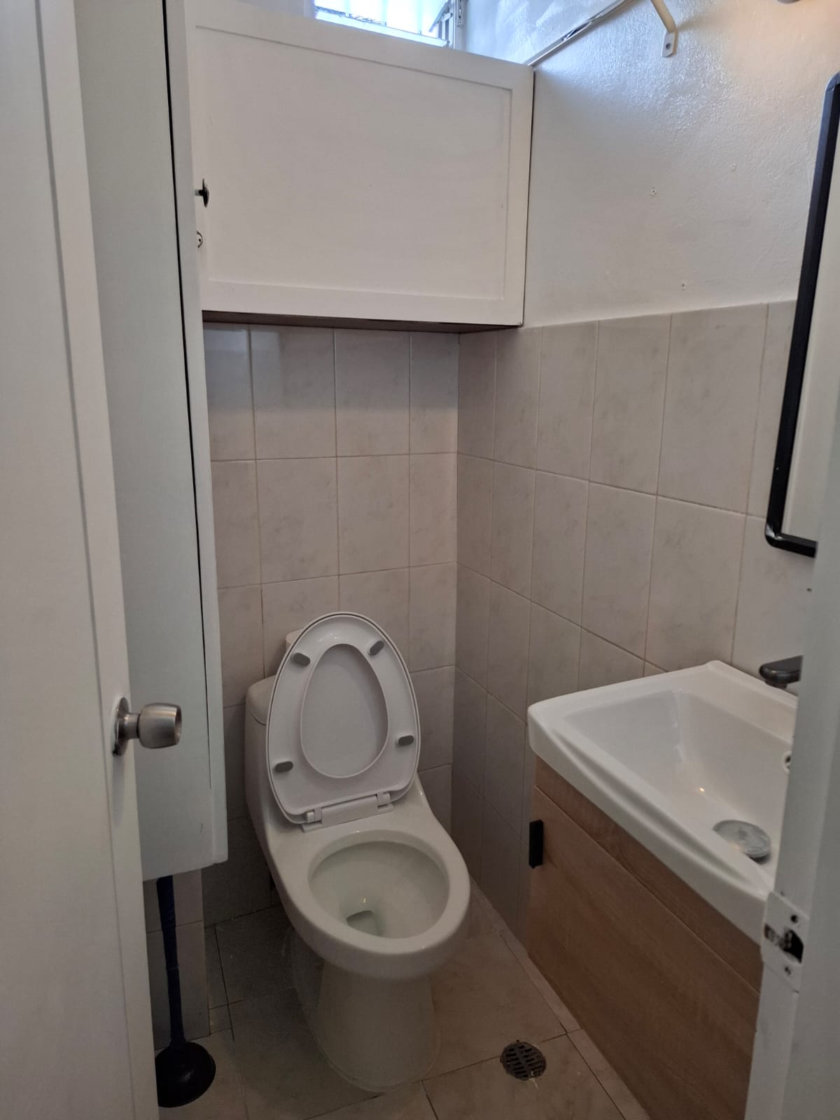 oficinas y locales comerciales - Local 73 mts 3er piso para oficina en arroyo hondo 5