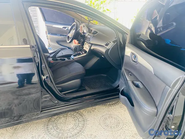 carros - Nissan Sentra 2018 17