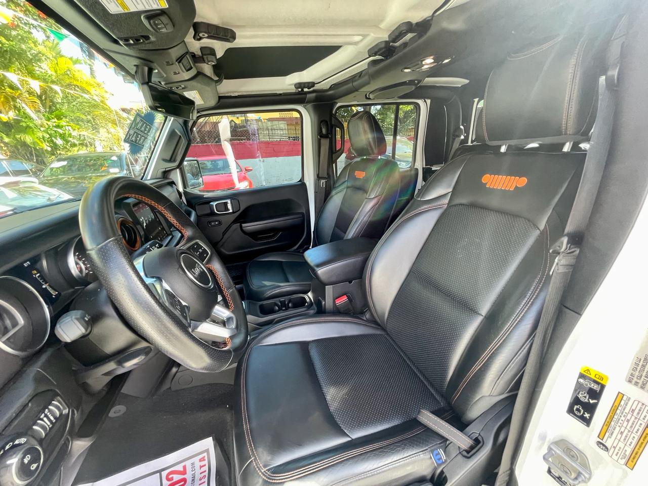 jeepetas y camionetas - Jeep Gladiator Mojave 2021 Clean Carfax 8