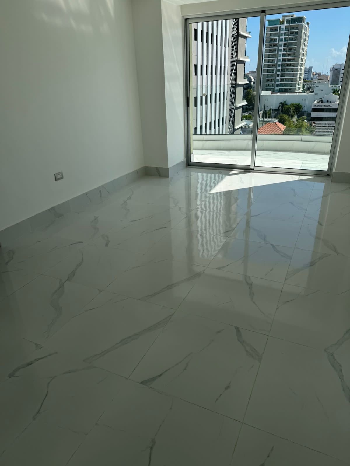 apartamentos - Alquila Apartamento con Linea Blanca, Nuevo! en el 3
