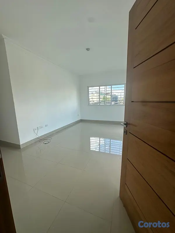 apartamentos - Alquilo Apartamento en Charles de Gaulle 3er nivel  2