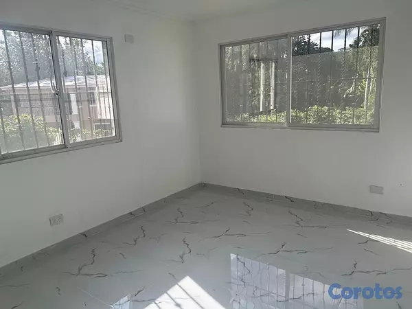 casas - Vendo Casa en Arroyo Hondo, Santo Domingo Distrito Nacional  10