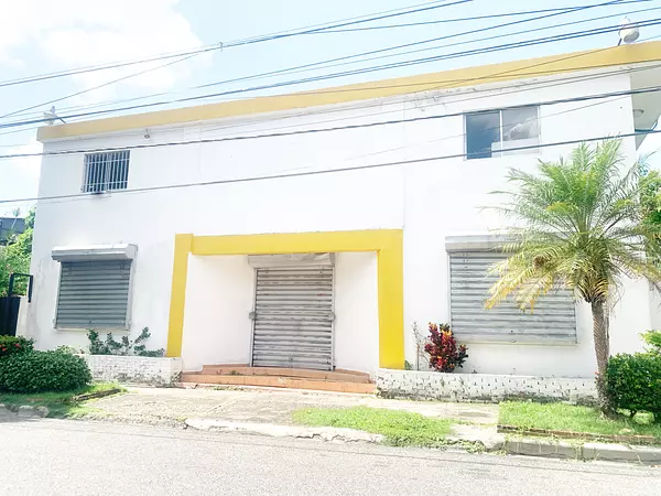 oficinas y locales comerciales - Propiedad comercial en los prados  3