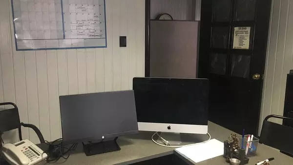 oficinas y locales comerciales - Se vende local comercial en Gazcue 4