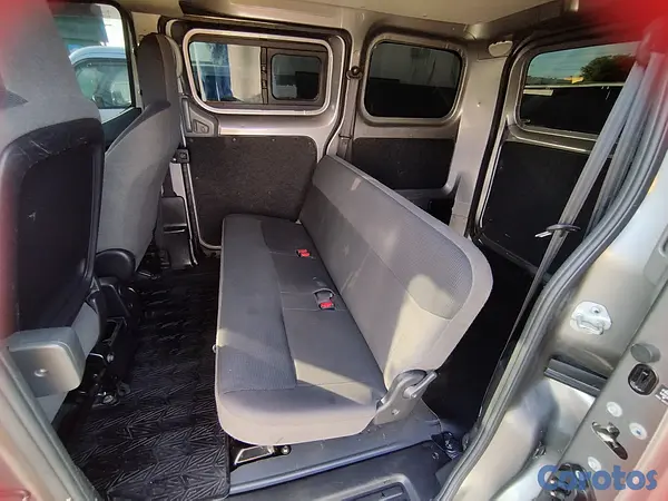 jeepetas y camionetas - 2018 Nissan NV200 8