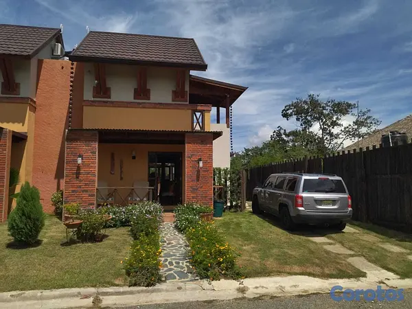 casas vacacionales y villas - Vendo Exclusiva  Villa  AMUEBLADA en El Complejo X 2