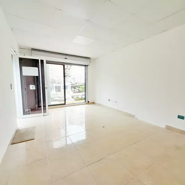 oficinas y locales comerciales - Alquiler local comercial en Bella vista  8