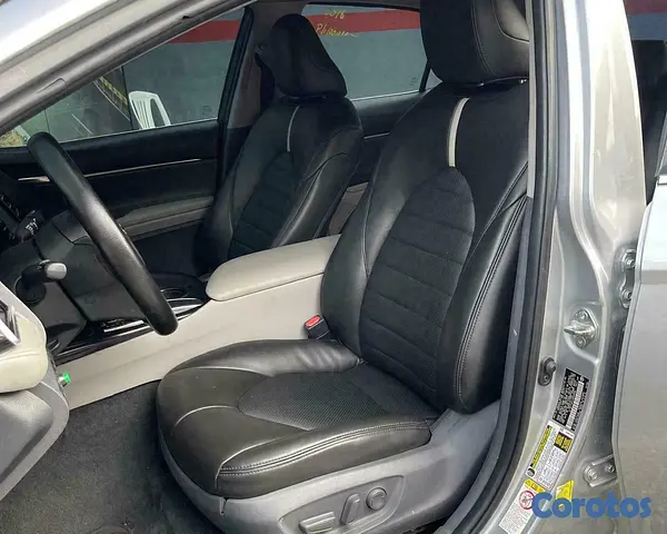 carros - TOYOTA CAMRY LE 2018 6