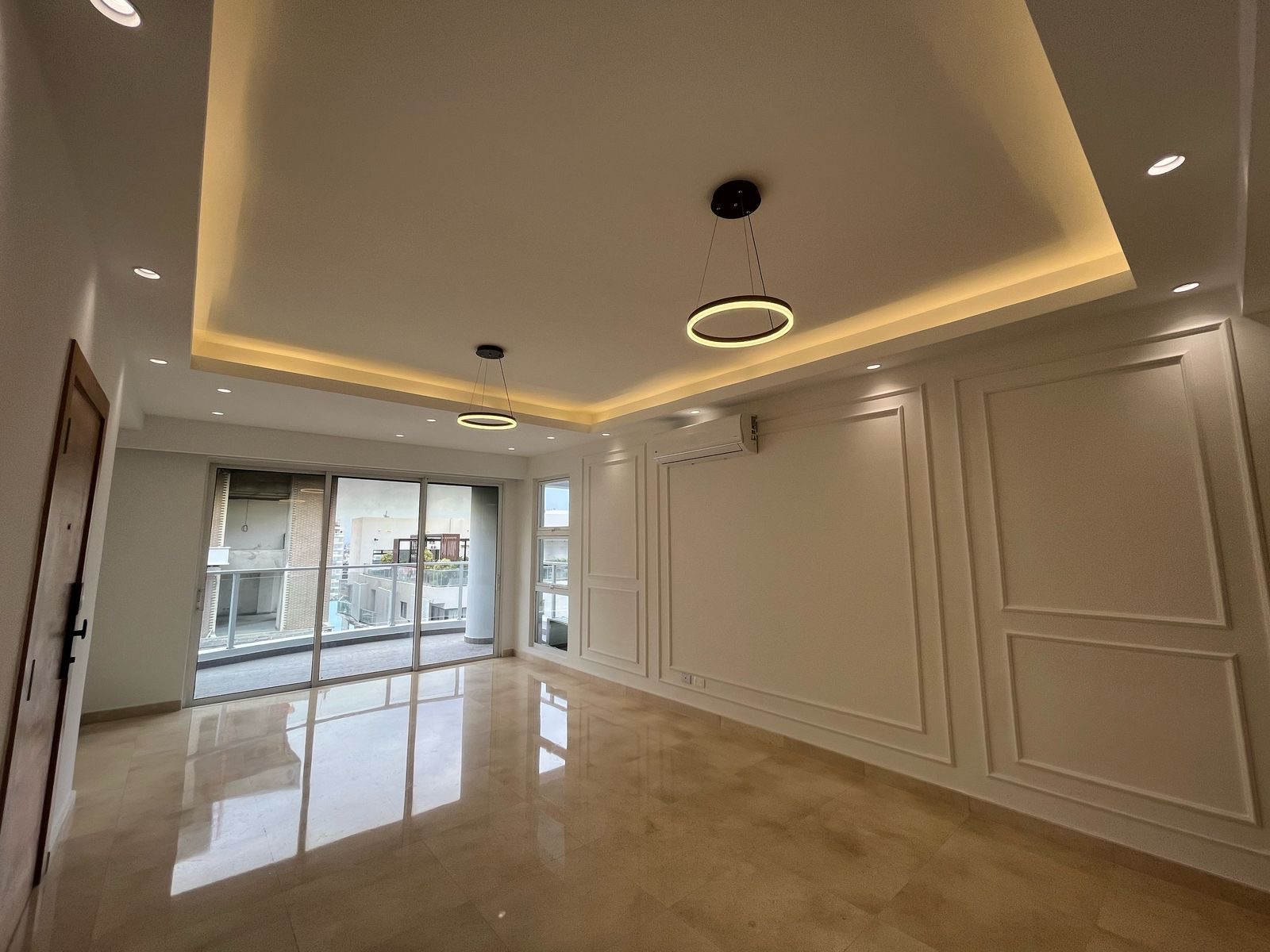 apartamentos - Alquiló piantini precio US$1,750  Piso 15, 160 MT2 0