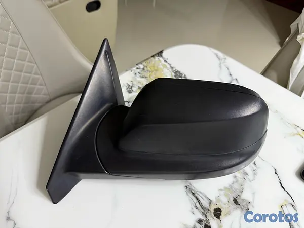 repuestos - retrovisor izquierdo completo Ford Explorer 2015-2017 usado  2