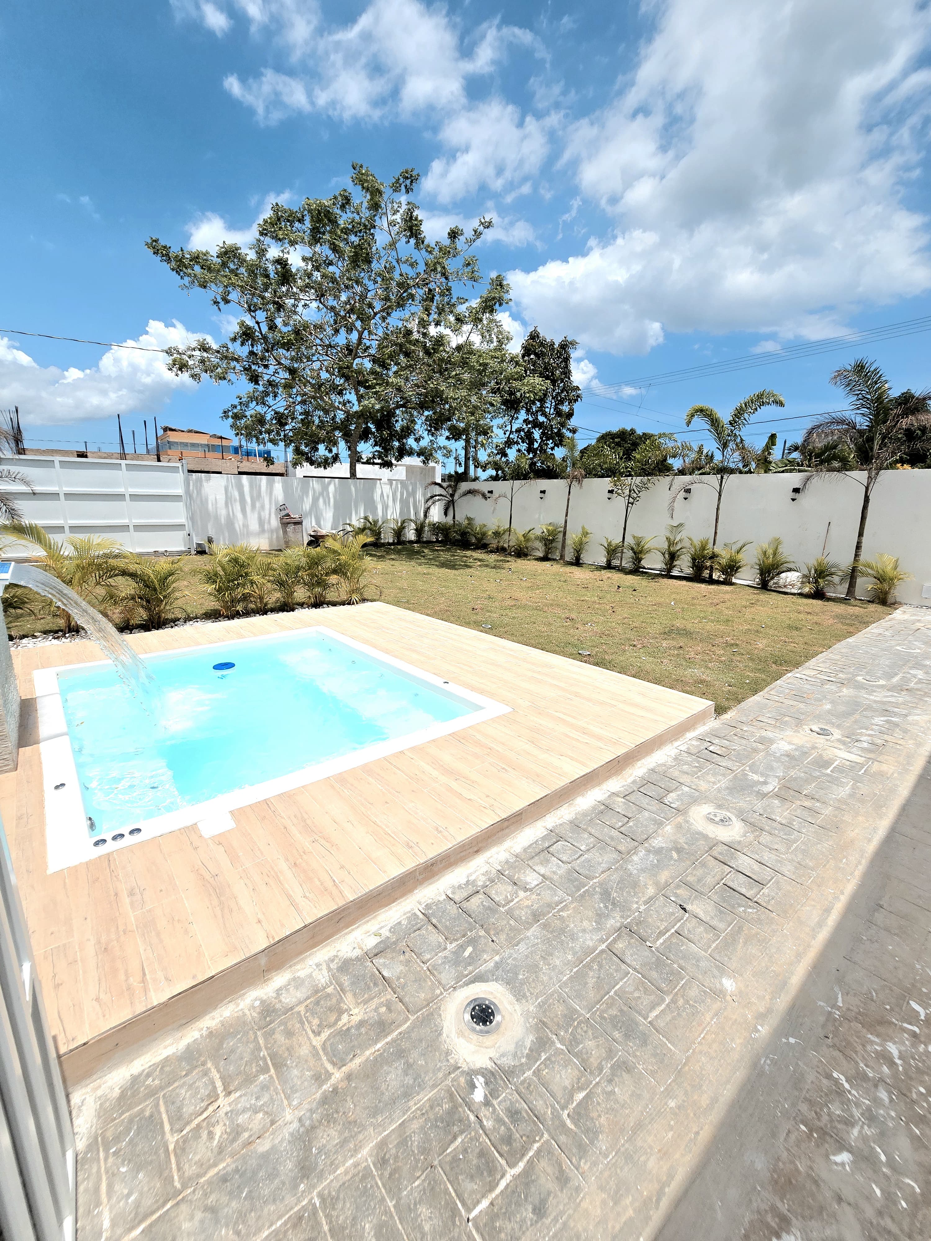 casas - CASA EN VENTA EN SANTO DOMINGO. 0
