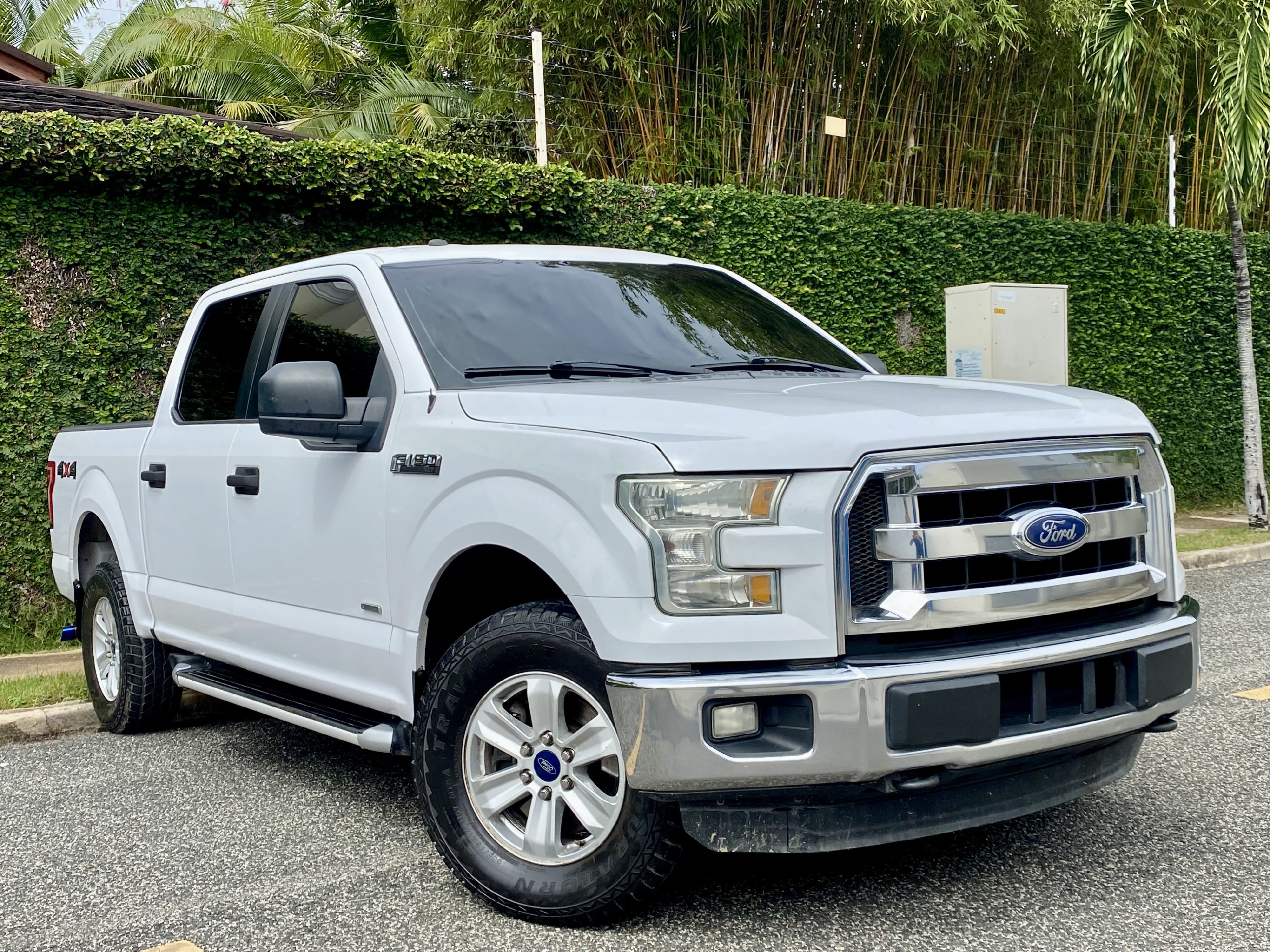 jeepetas y camionetas - Ford F-150 XLT Ecoboost 2