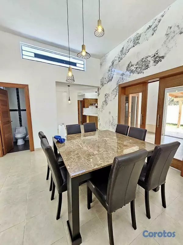 casas - CASA EN RENTA EN LAS CARMELITAS SANTIAGO 8